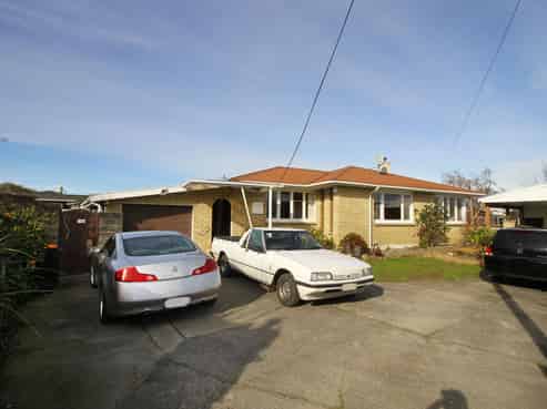 8 Fox Place, Cloverlea