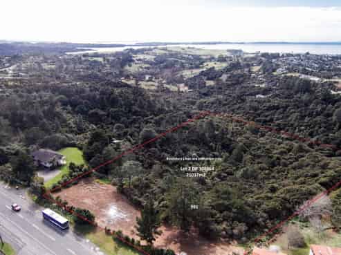 991 East Coast Road, Redvale