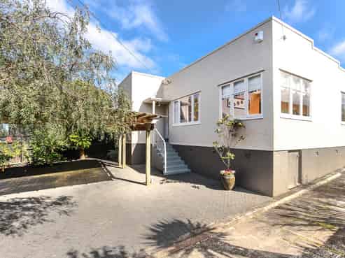 76 Paihia Road, One Tree Hill