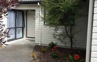 1/8B Schnapper Rock Road, Albany