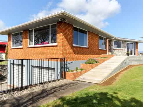 78 Queens Road, Glen Avon