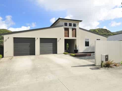 46 Mary Huse Grove, Manor Park