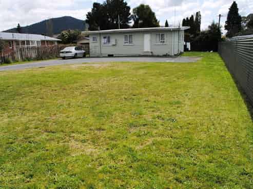 43 Corlett Street, Utuhina