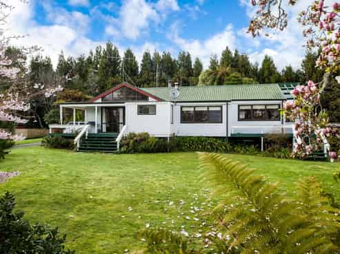 1558 Pyes Pa Road, Oropi