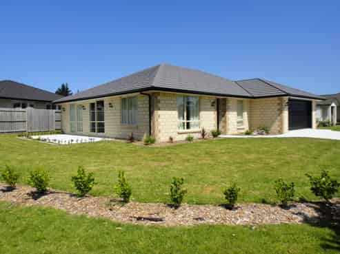 7 Karo Street, Ruakaka