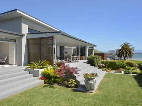 145 Waratah Street, Matua