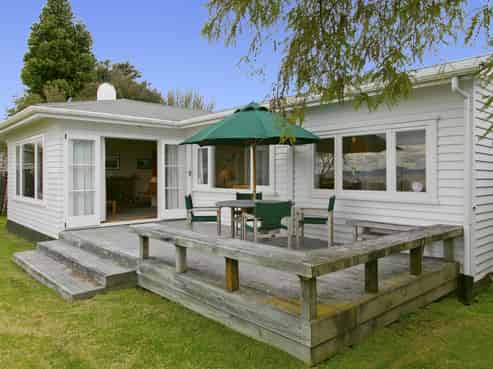 30 Areta Lane, Hatepe