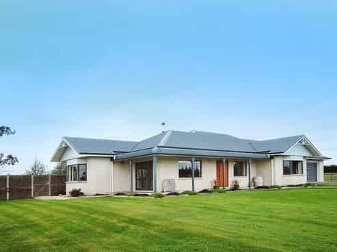 15 Campbell Drive, Martinborough