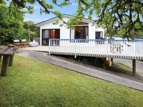 8 Hill Road, Palm Beach