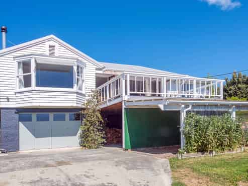 24 Greenhill Road, Wakatu