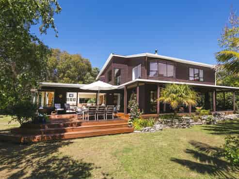 160 Elmore Road, Lucas Heights