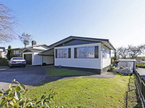 21 Pelorus Street, Glenview