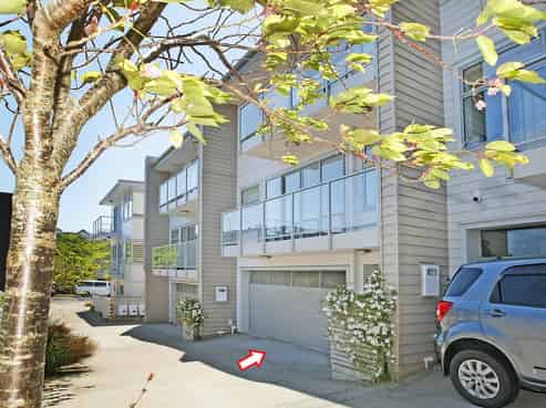 52B Mandalay Terrace, Khandallah