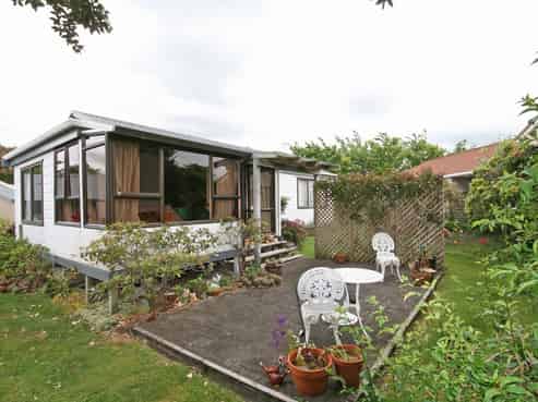 6 Honnor Place, Hurdon