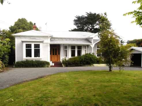 35 Ihupuku Street, Waitotara