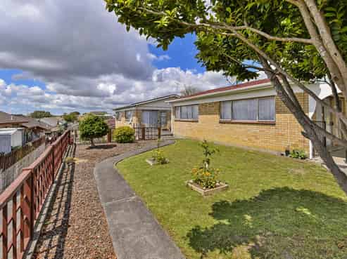 1/12 Wood Street, Papakura