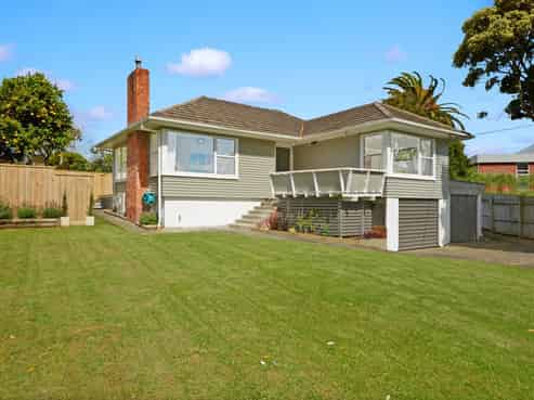 5 Mackwood Place, Birkdale