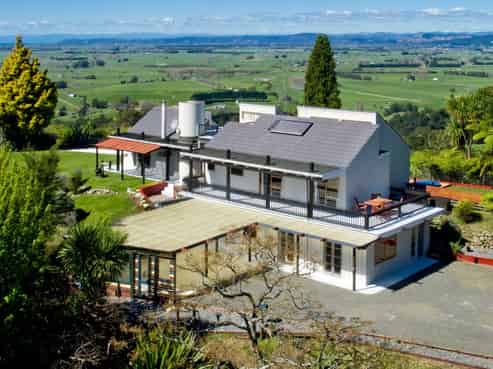 541 Manawahe Road, Manawahe