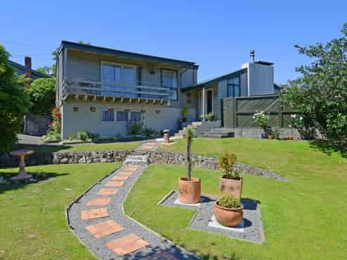 8 Vista Crescent, Maoribank