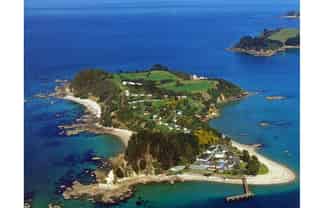 1 Pakatoa Island, Pakatoa Island