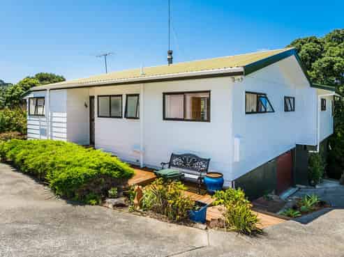 10A Stillwater Crescent, Stillwater