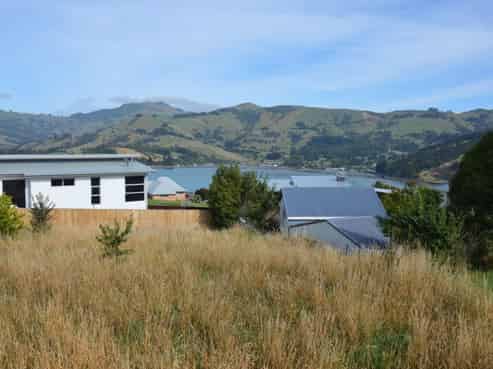 8 Monarch Drive, Robinsons Bay