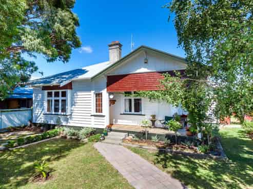 110 Featherston Street, Takaro