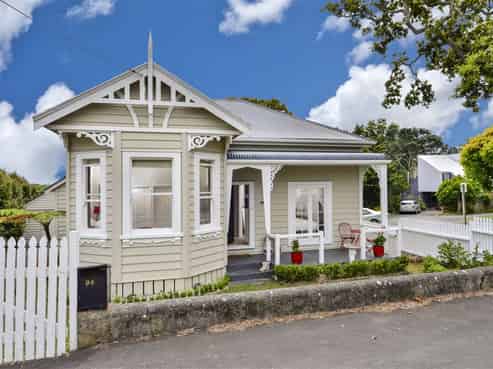 95 Vauxhall Road, Devonport