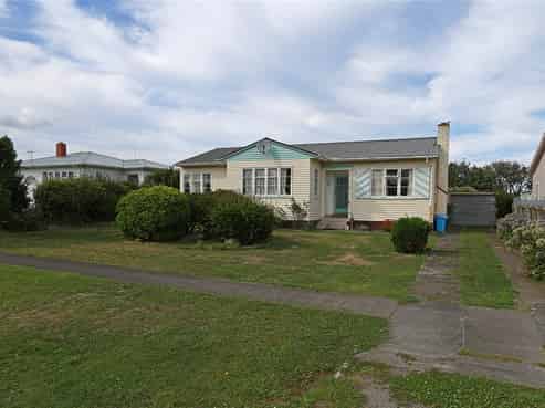 24 Riemenschneider Street, Manaia