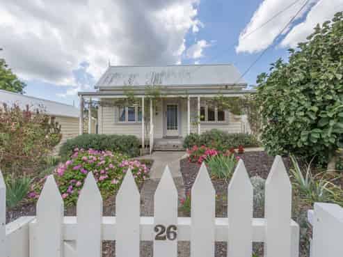 26 Rata Street, Helensville