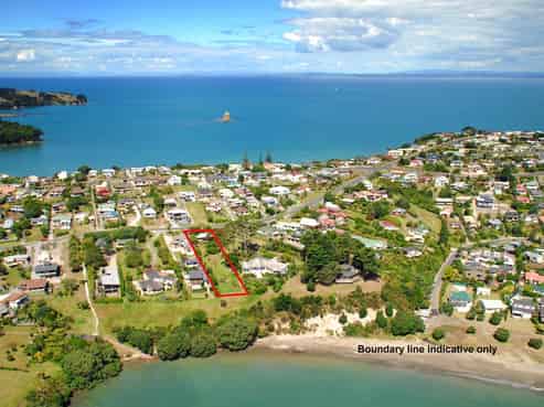 32 Tindalls Bay Road, Tindalls Beach