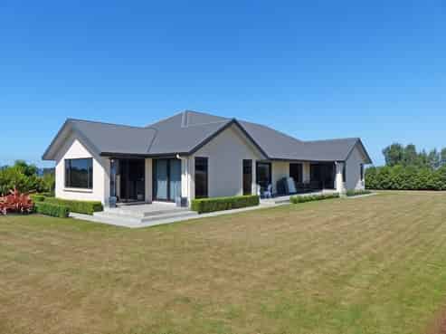 16 Arowhenua Station Road, Levels
