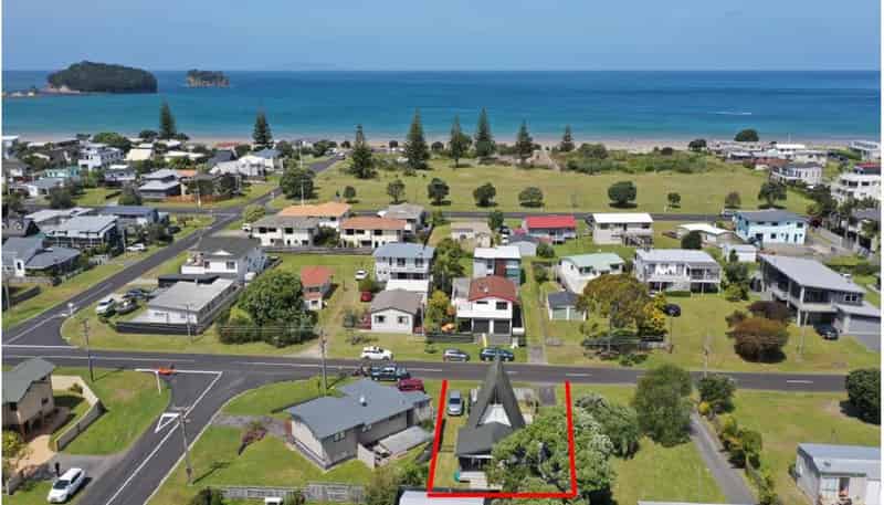 329A Given Avenue, Whangamata