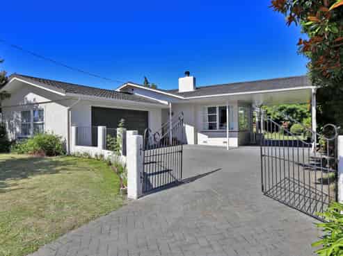 1000 Gordon Road, Raureka