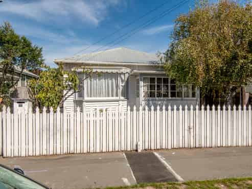 50 Wiggins Street, Sumner