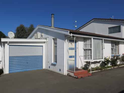 3/90 Avenue Road, West End