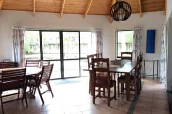 101 Karaka Place, Matarangi