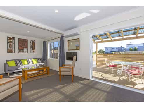 4 Eatwell Avenue, Paraparaumu Beach