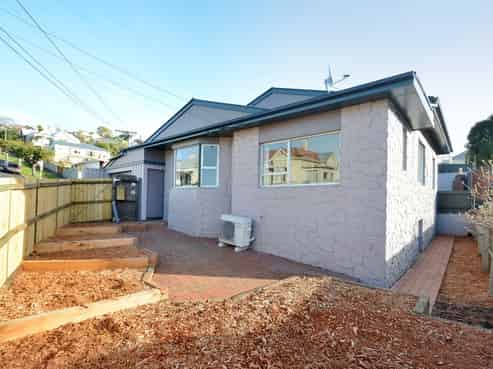 394 South Road, Caversham