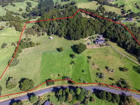 945 Springfield Road, Mangapai and Surrounds