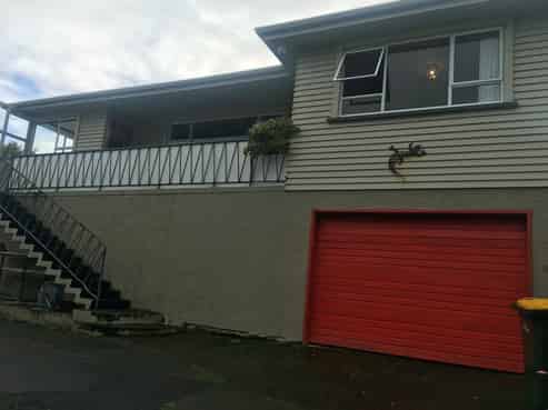 37 Simons Street, Moturoa