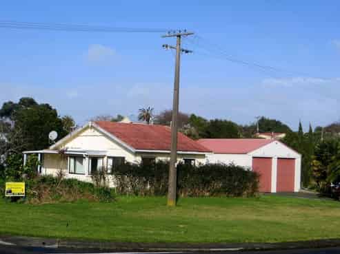 1059 Pouewe Street, Kawhia