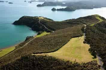 608 Manawaora Road, Russell