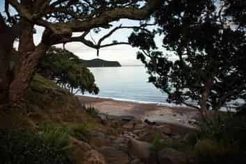 608 Manawaora Road, Russell