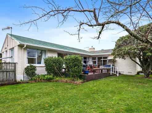 40 Wharepaina Crescent, Springfield