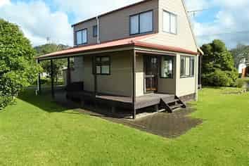 206 Rangi  Avenue, Whangamata