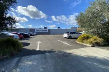 CAR PARKS AVAILABLE IN CENTRAL LOCATION