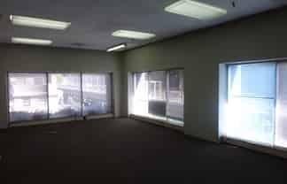 Hi hi stud large room