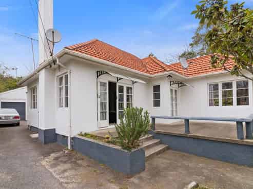 21 Miro Street, Utuhina