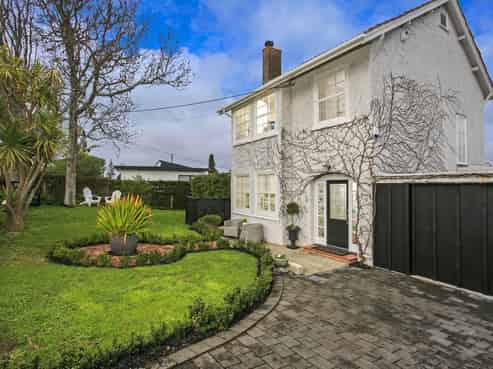 50 Palmerston Road, Birkenhead